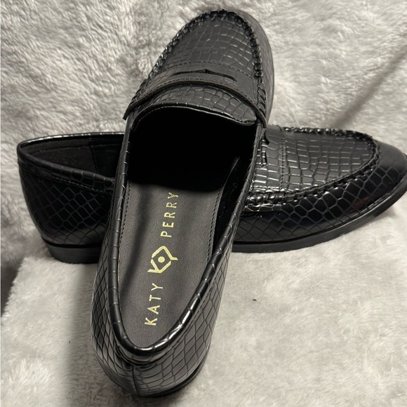 Katie Perry Women Black  Penny Loafers - Picture 6 of 12